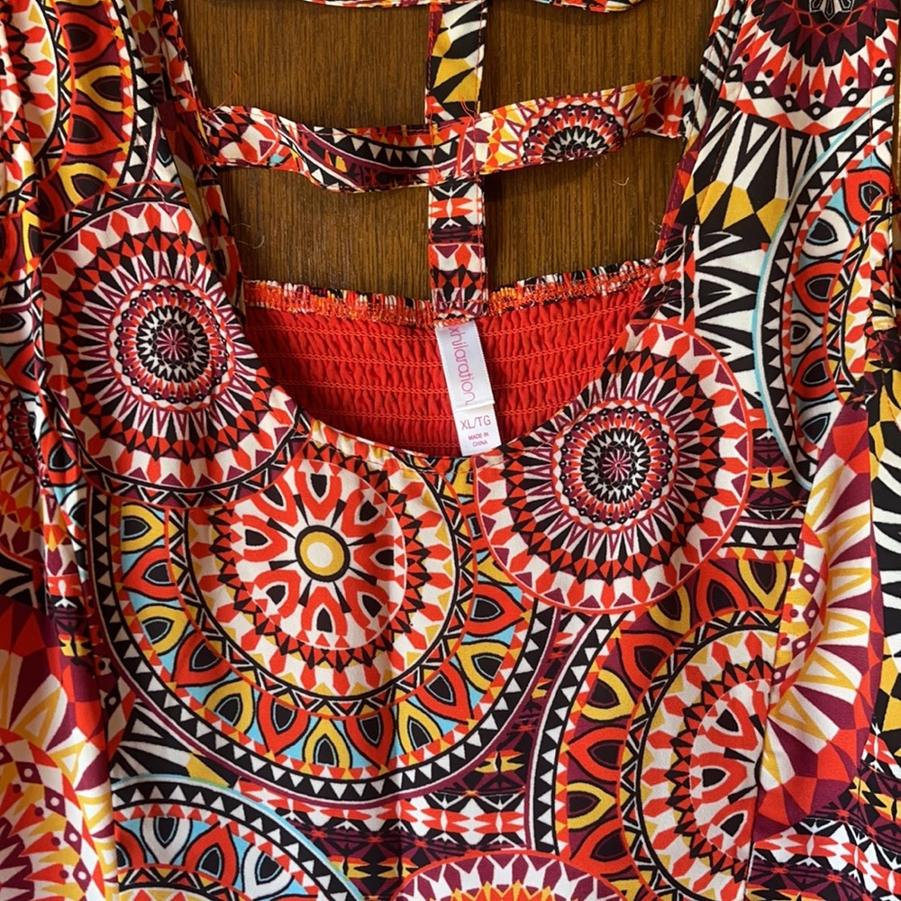 Patterned Dress - Picture 3 of 3
